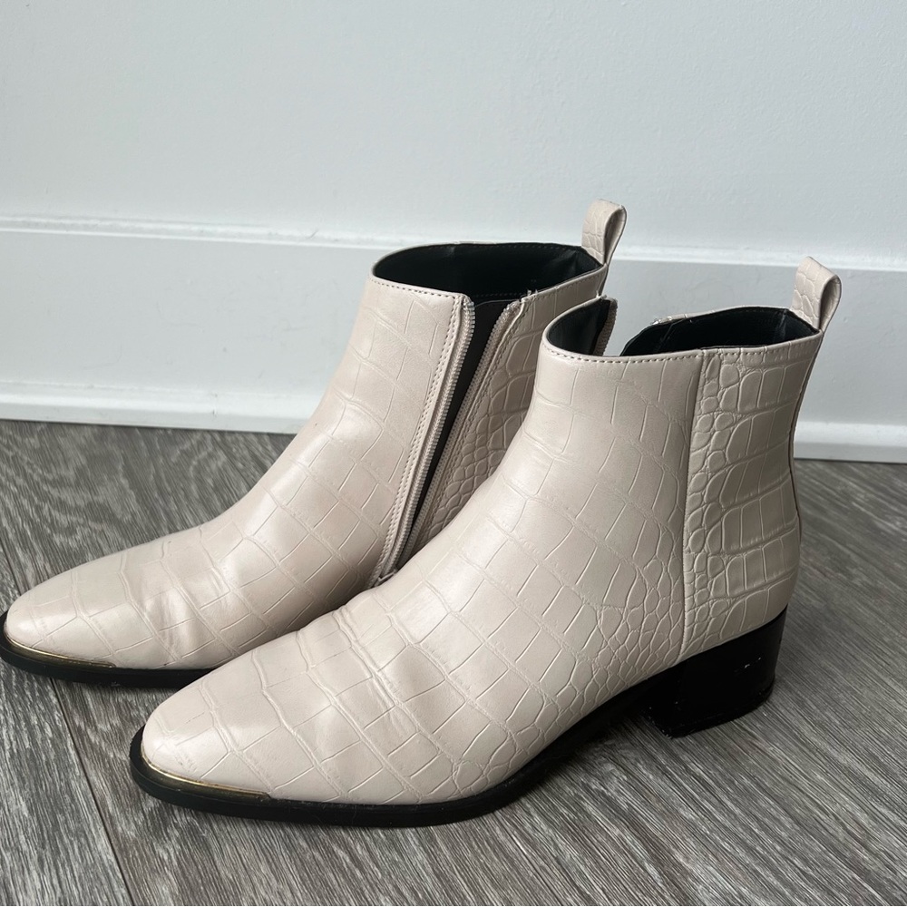 MANGO Beige Pointed Heel Boots